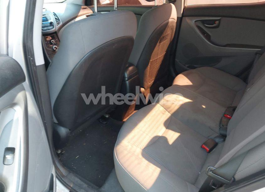 Photo 8 of 2015 Hyundai Elantra SE (VIN 5NPDH4AE6FH636154)