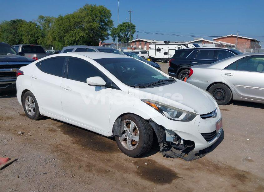 2015 Hyundai Elantra SE (VIN 5NPDH4AE6FH636901) main photo