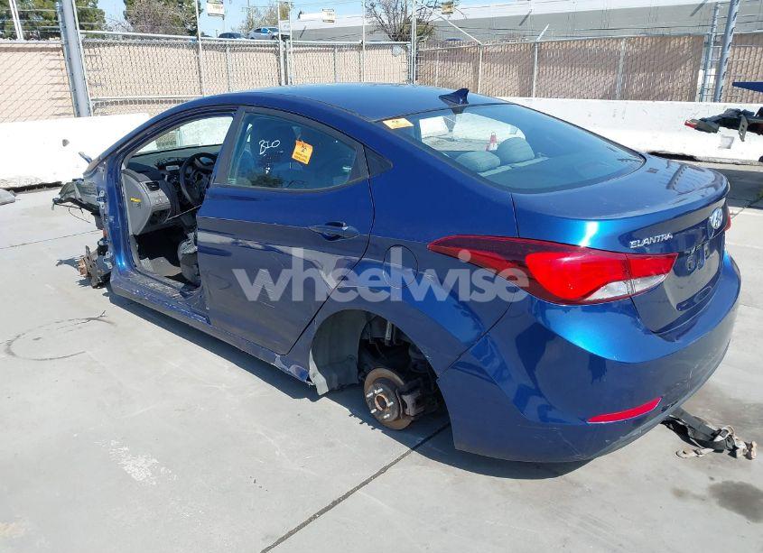 Photo 3 of 2015 Hyundai Elantra SE (VIN 5NPDH4AE6FH644075)