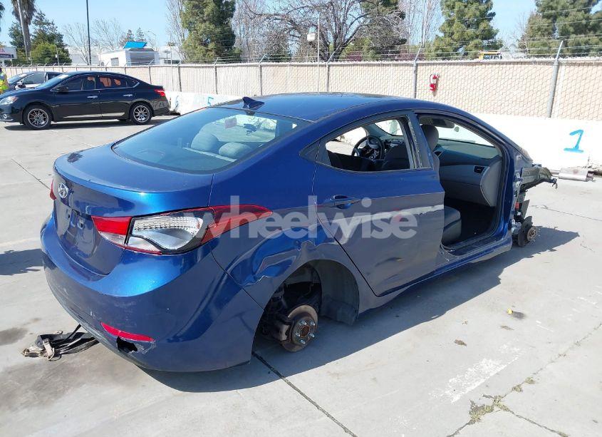 Photo 4 of 2015 Hyundai Elantra SE (VIN 5NPDH4AE6FH644075)