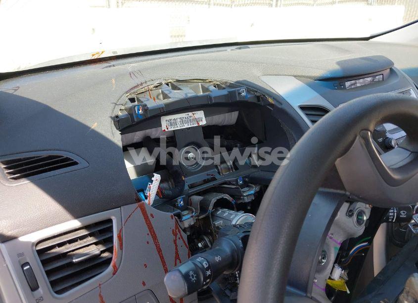 Photo 7 of 2015 Hyundai Elantra SE (VIN 5NPDH4AE6FH644075)