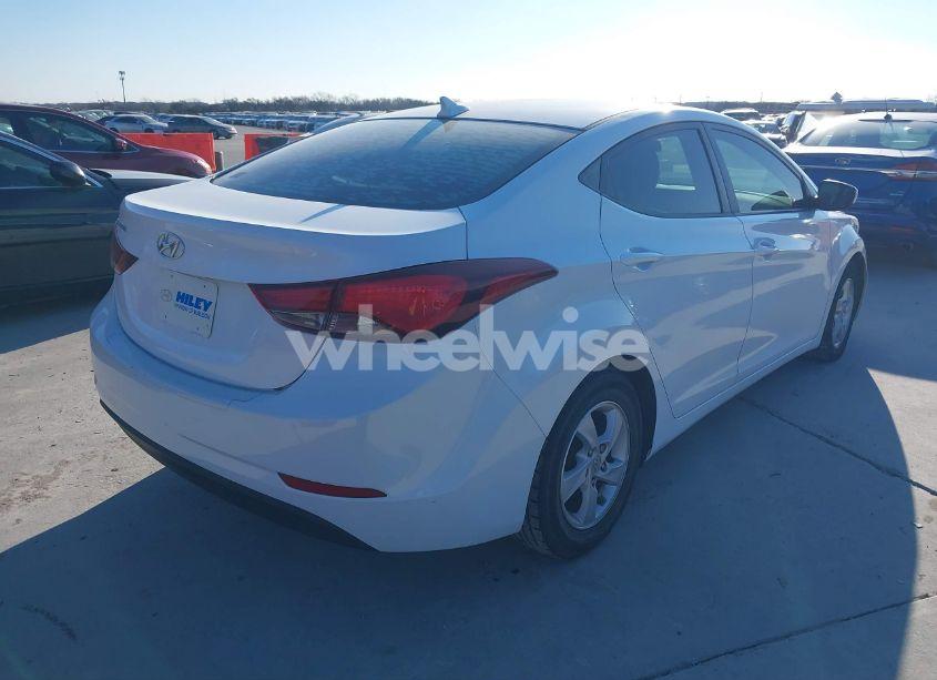 Photo 4 of 2015 Hyundai Elantra SE (VIN 5NPDH4AE6FH650748)
