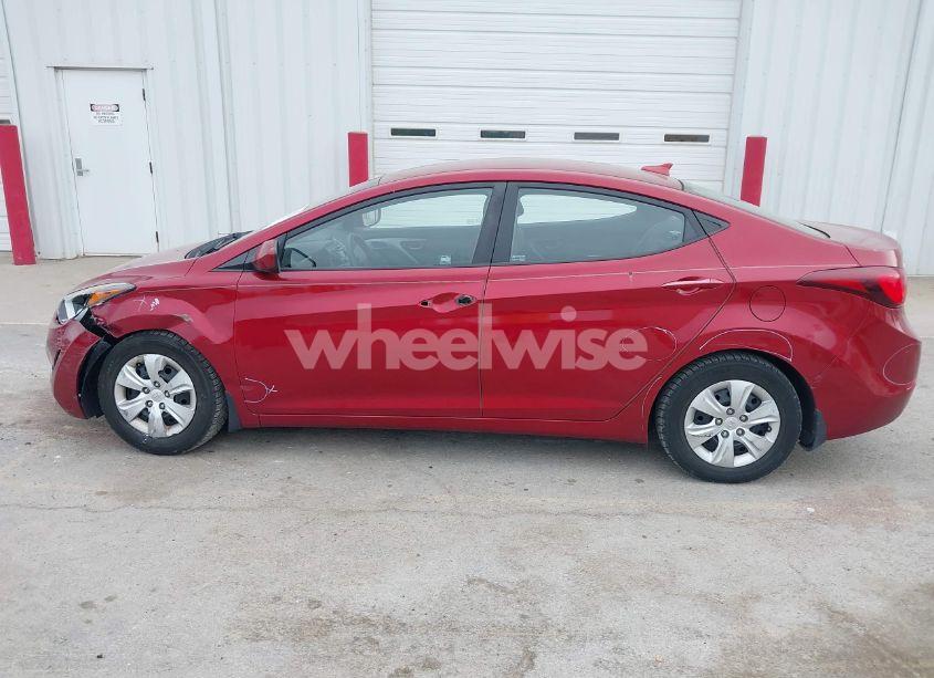 Photo 15 of 2016 Hyundai Elantra SE (VIN 5NPDH4AE6GH669012)