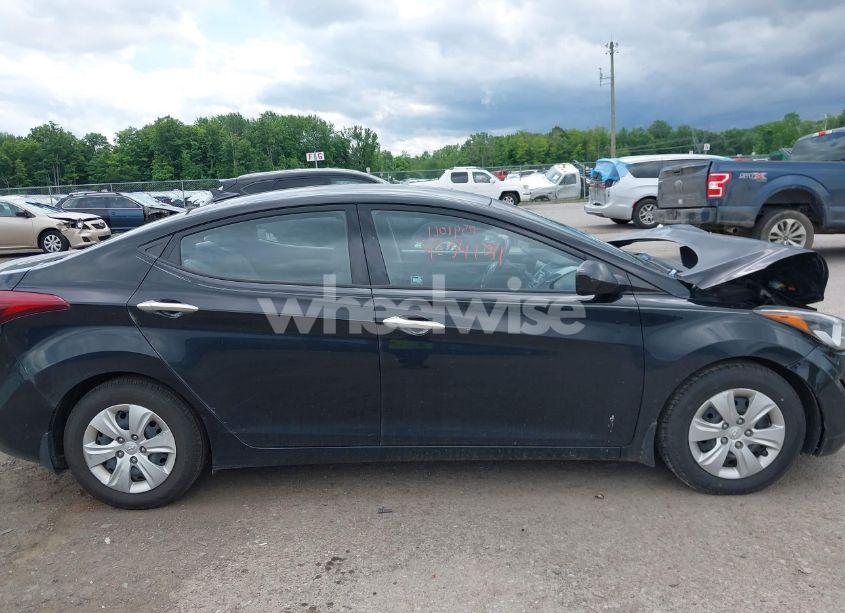 Photo 13 of 2016 Hyundai Elantra SE (VIN 5NPDH4AE6GH680611)