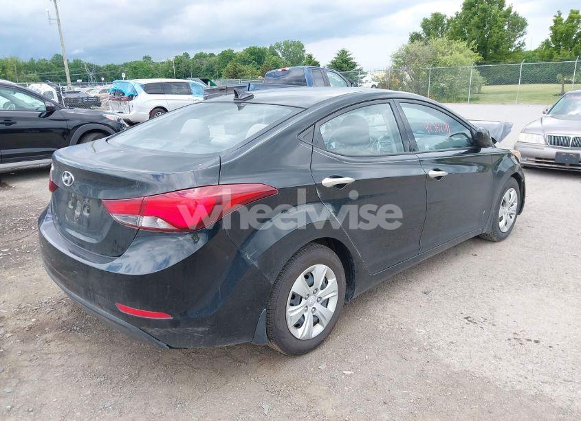 Photo 4 of 2016 Hyundai Elantra SE (VIN 5NPDH4AE6GH680611)