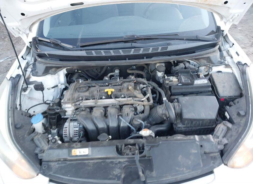 Photo 10 of 2016 Hyundai Elantra SE (VIN 5NPDH4AE6GH700243)