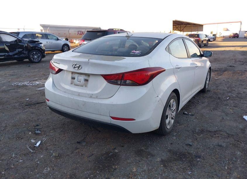 Photo 4 of 2016 Hyundai Elantra SE (VIN 5NPDH4AE6GH700243)