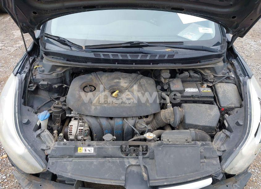 Photo 10 of 2016 Hyundai Elantra SE (VIN 5NPDH4AE6GH712831)