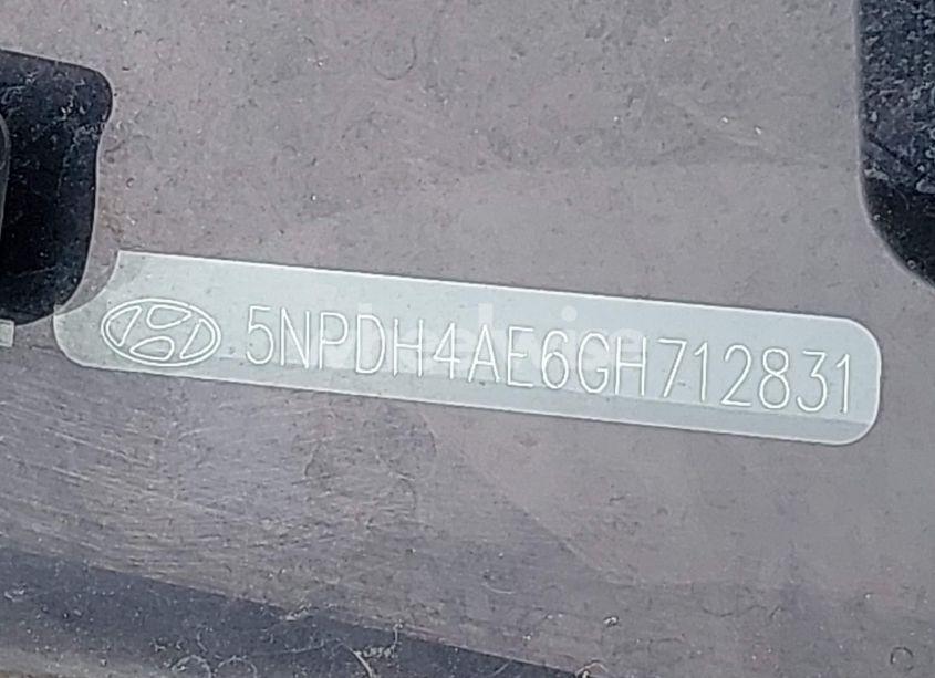 Photo 9 of 2016 Hyundai Elantra SE (VIN 5NPDH4AE6GH712831)