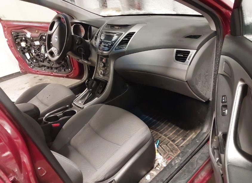 Photo 5 of 2016 Hyundai Elantra SE (VIN 5NPDH4AE6GH714661)