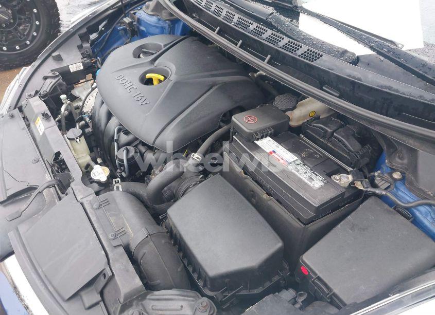 Photo 10 of 2016 Hyundai Elantra SE (VIN 5NPDH4AE6GH719004)