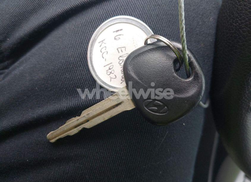 Photo 11 of 2016 Hyundai Elantra SE (VIN 5NPDH4AE6GH719004)