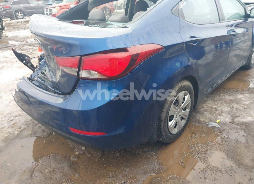 Photo 19 of 2016 Hyundai Elantra SE (VIN 5NPDH4AE6GH719004)