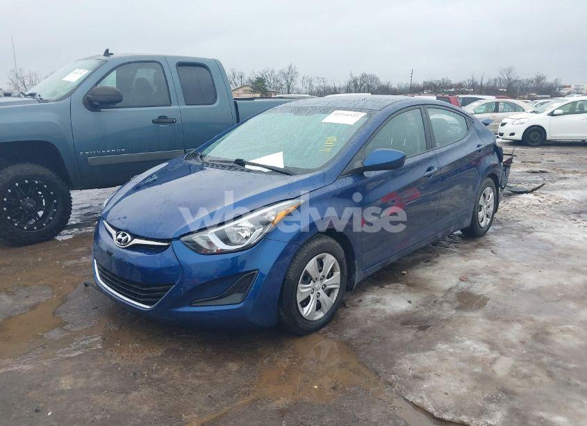 Photo 2 of 2016 Hyundai Elantra SE (VIN 5NPDH4AE6GH719004)