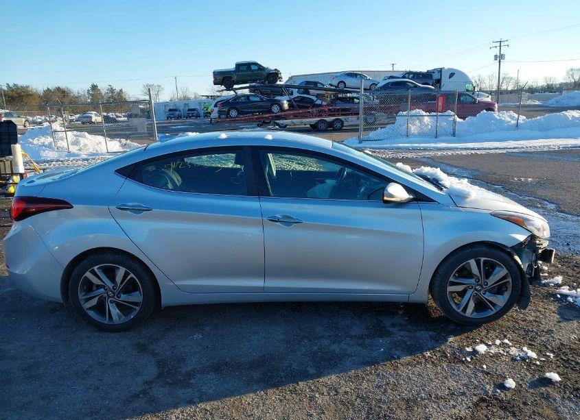 Photo 14 of 2016 Hyundai Elantra LIMITED (VIN 5NPDH4AE6GH743562)