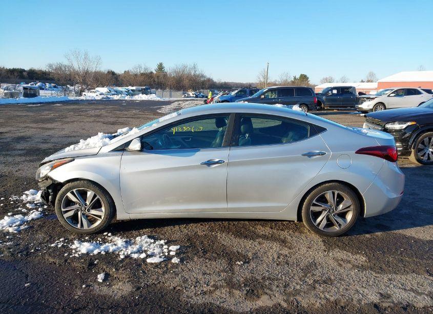 Photo 15 of 2016 Hyundai Elantra LIMITED (VIN 5NPDH4AE6GH743562)