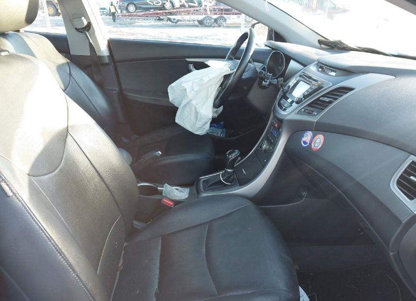 Photo 5 of 2016 Hyundai Elantra LIMITED (VIN 5NPDH4AE6GH743562)