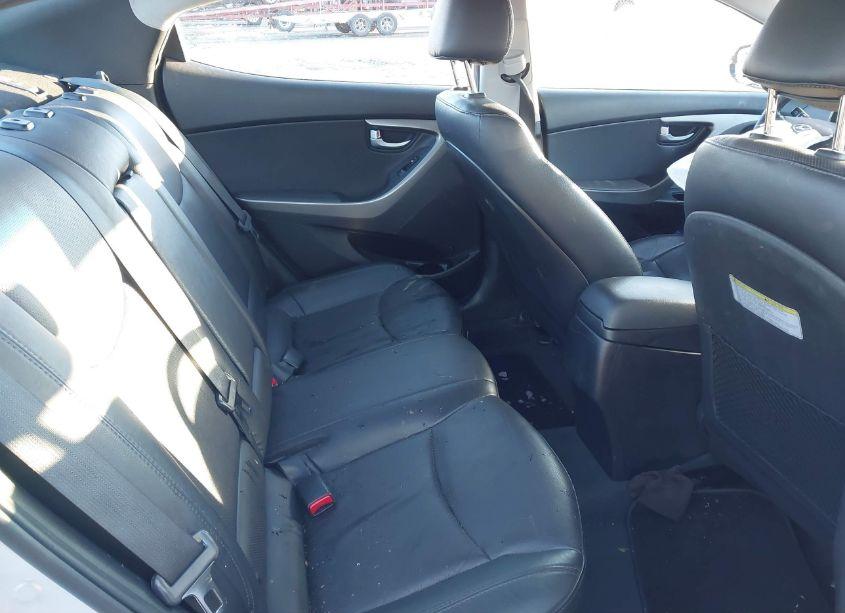 Photo 8 of 2016 Hyundai Elantra LIMITED (VIN 5NPDH4AE6GH743562)