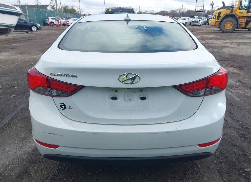 Photo 16 of 2016 Hyundai Elantra SE (VIN 5NPDH4AE6GH753007)