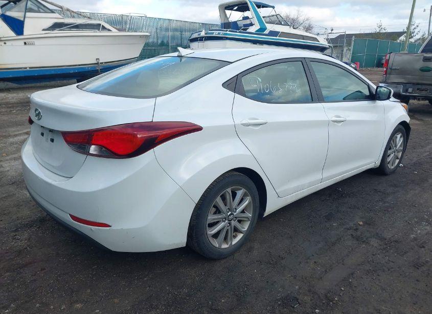 Photo 4 of 2016 Hyundai Elantra SE (VIN 5NPDH4AE6GH753007)