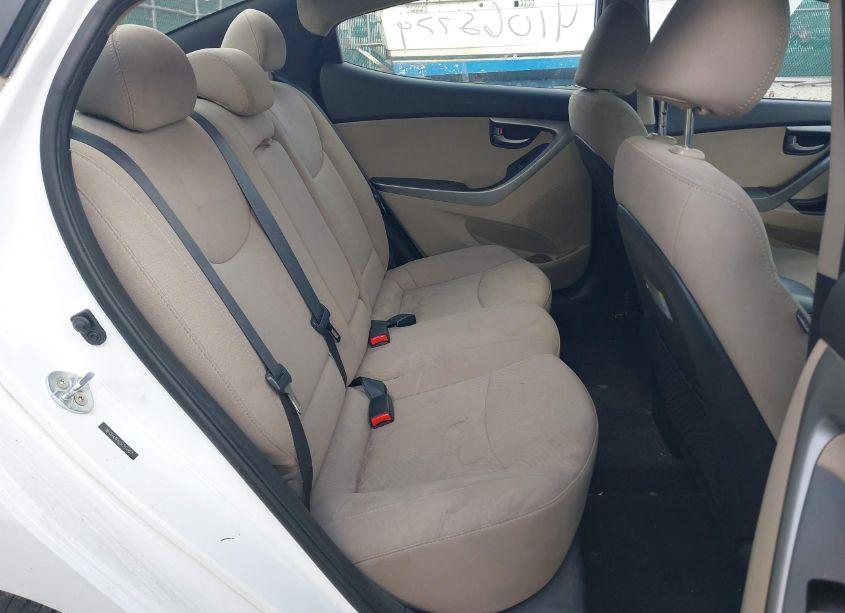 Photo 8 of 2016 Hyundai Elantra SE (VIN 5NPDH4AE6GH753007)