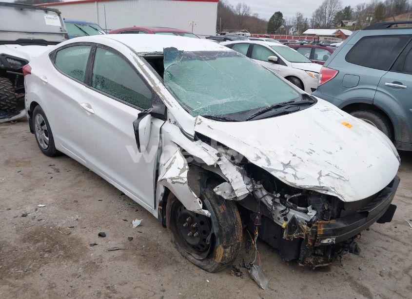 2016 Hyundai Elantra SE (VIN 5NPDH4AE6GH757106) main photo