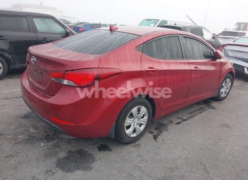 Photo 4 of 2016 Hyundai Elantra SE (VIN 5NPDH4AE6GH780384)