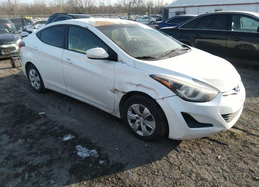 2016 Hyundai Elantra SE (VIN 5NPDH4AE6GH787979) main photo