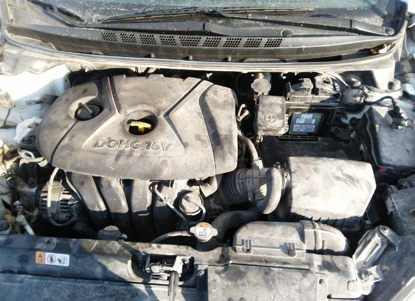 Photo 10 of 2016 Hyundai Elantra SE (VIN 5NPDH4AE6GH787979)