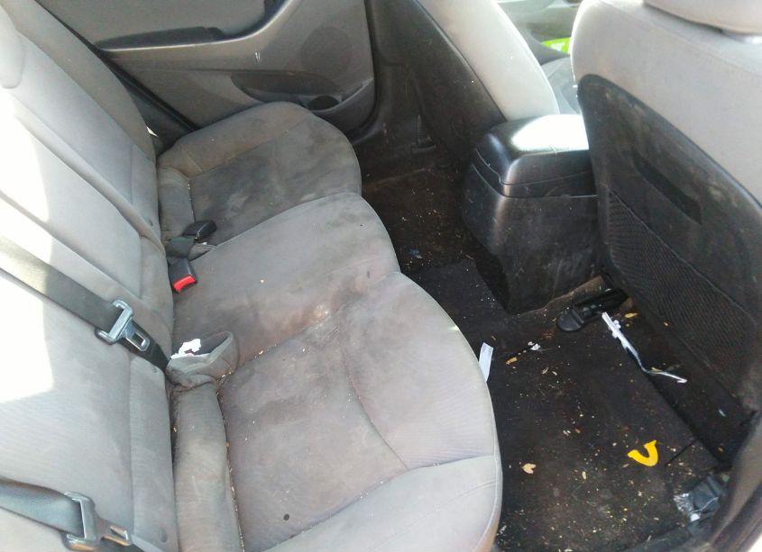 Photo 8 of 2016 Hyundai Elantra SE (VIN 5NPDH4AE6GH787979)