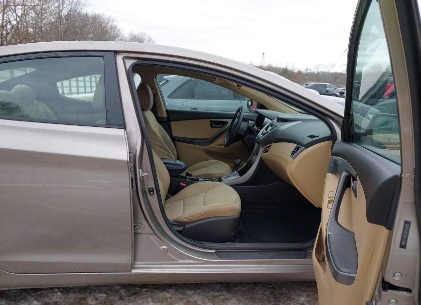 Photo 5 of 2011 Hyundai Elantra GLS (VIN 5NPDH4AE7BH031909)