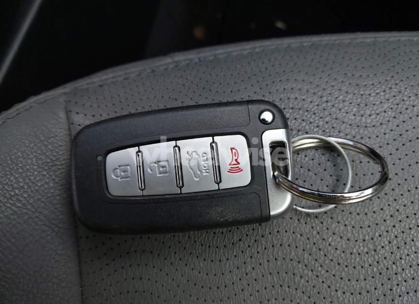 Photo 11 of 2011 Hyundai Elantra LIMITED (VIN 5NPDH4AE7BH039301)