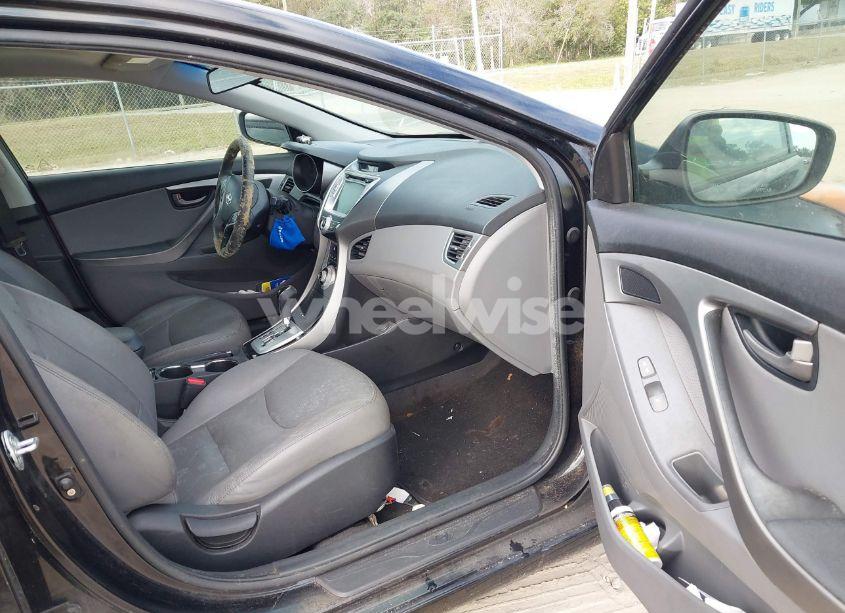 Photo 5 of 2011 Hyundai Elantra LIMITED (VIN 5NPDH4AE7BH039301)