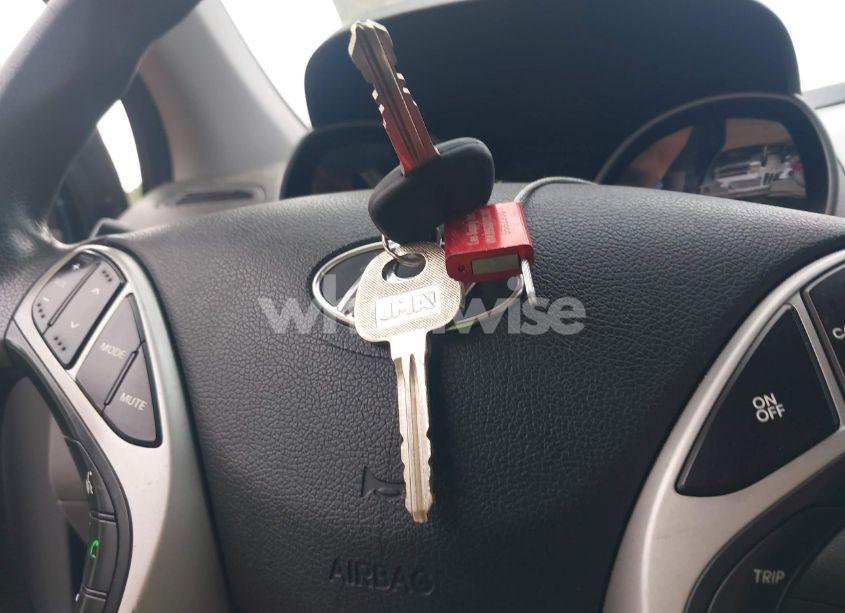 Photo 11 of 2012 Hyundai Elantra GLS (VIN 5NPDH4AE7CH124298)