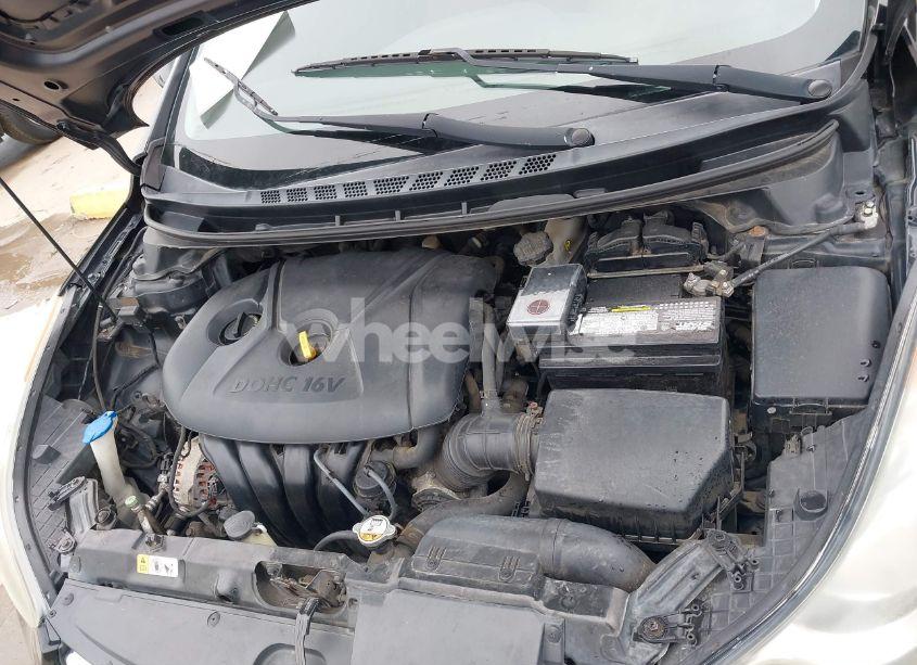 Photo 10 of 2013 Hyundai Elantra GLS (VIN 5NPDH4AE7DH188651)