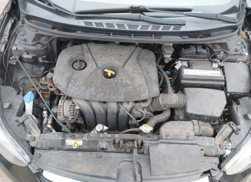 Photo 10 of 2013 Hyundai Elantra GLS (VIN 5NPDH4AE7DH189735)