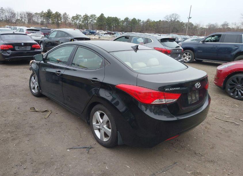 Photo 3 of 2013 Hyundai Elantra GLS (VIN 5NPDH4AE7DH189735)