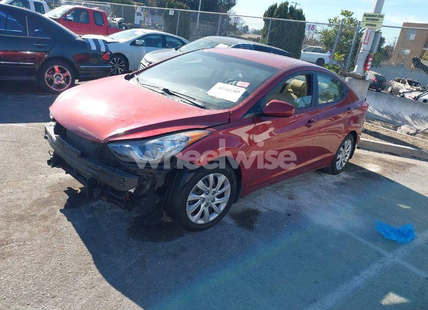 Photo 2 of 2013 Hyundai Elantra GLS (VIN 5NPDH4AE7DH194174)