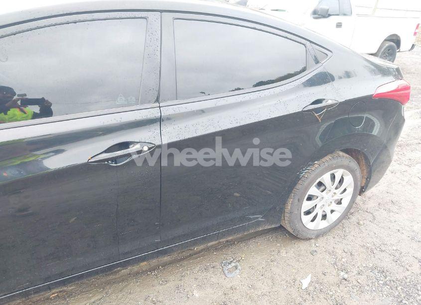 Photo 12 of 2013 Hyundai Elantra GLS (VIN 5NPDH4AE7DH200281)