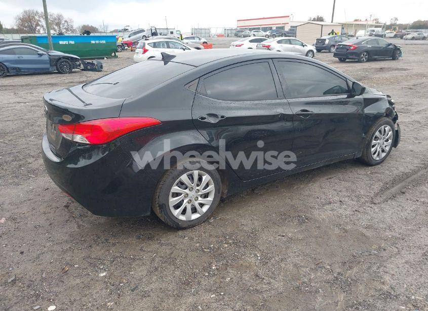 Photo 4 of 2013 Hyundai Elantra GLS (VIN 5NPDH4AE7DH200281)