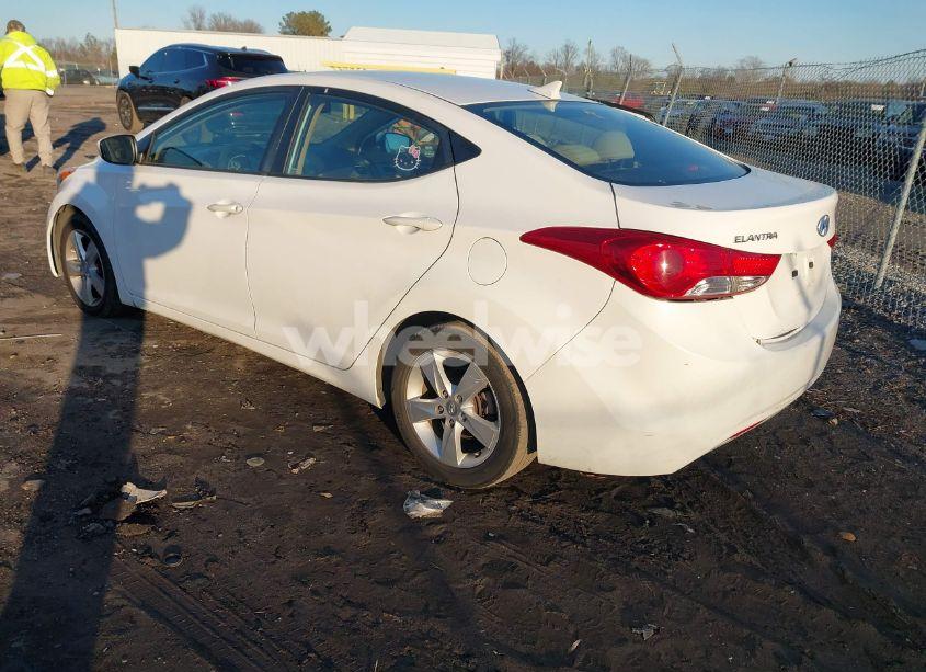 Photo 3 of 2013 Hyundai Elantra GLS (VIN 5NPDH4AE7DH204654)