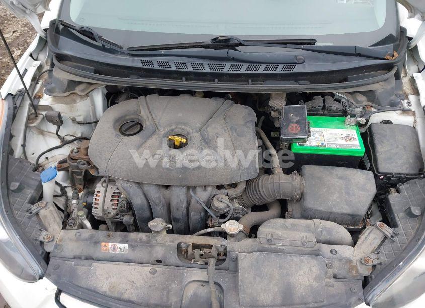 Photo 10 of 2013 Hyundai Elantra LIMITED (VIN 5NPDH4AE7DH231885)