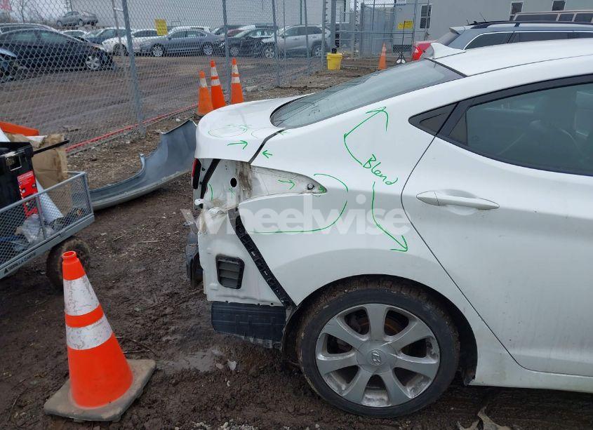 Photo 13 of 2013 Hyundai Elantra LIMITED (VIN 5NPDH4AE7DH231885)