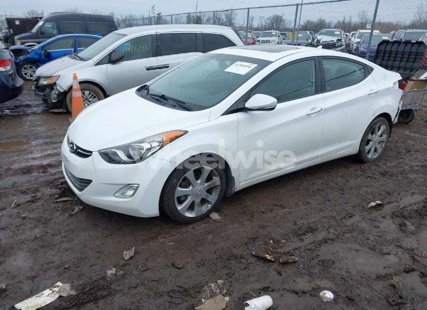 Photo 2 of 2013 Hyundai Elantra LIMITED (VIN 5NPDH4AE7DH231885)