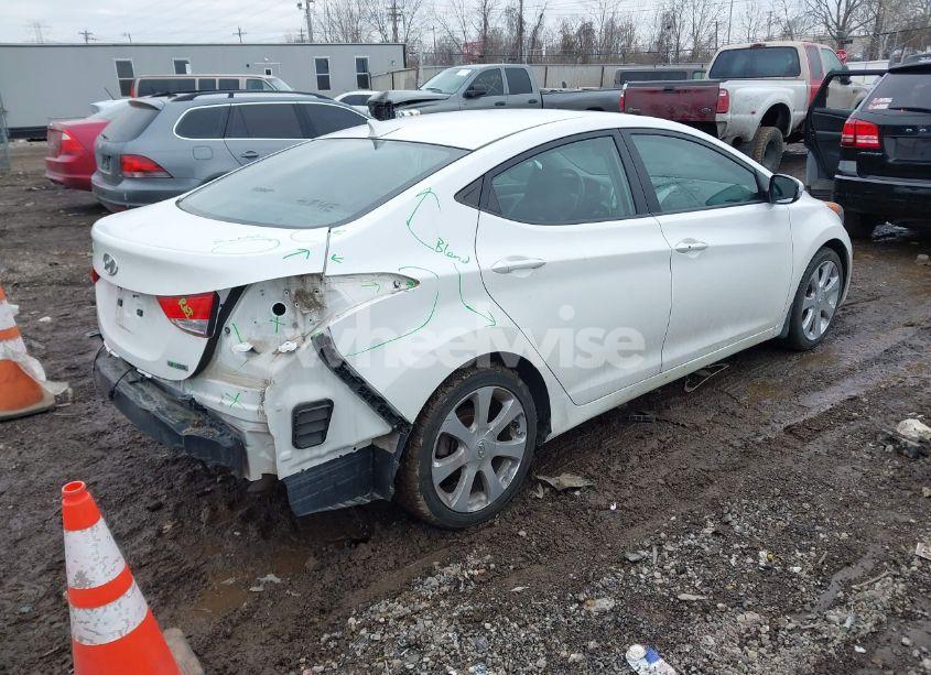 Photo 4 of 2013 Hyundai Elantra LIMITED (VIN 5NPDH4AE7DH231885)