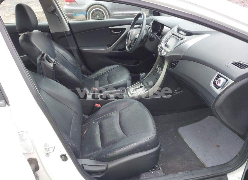 Photo 5 of 2013 Hyundai Elantra LIMITED (VIN 5NPDH4AE7DH231885)