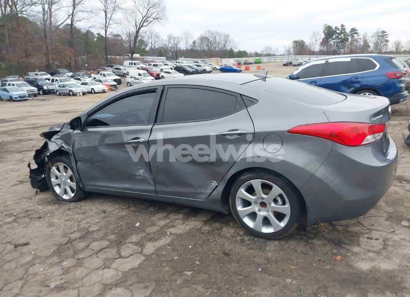 Photo 14 of 2013 Hyundai Elantra LIMITED (VIN 5NPDH4AE7DH237511)