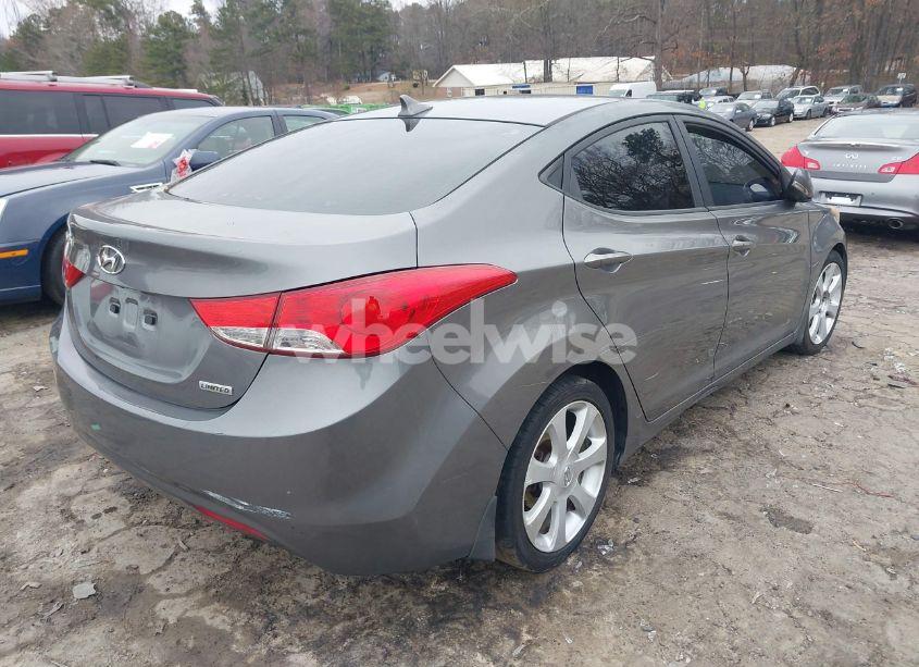 Photo 4 of 2013 Hyundai Elantra LIMITED (VIN 5NPDH4AE7DH237511)