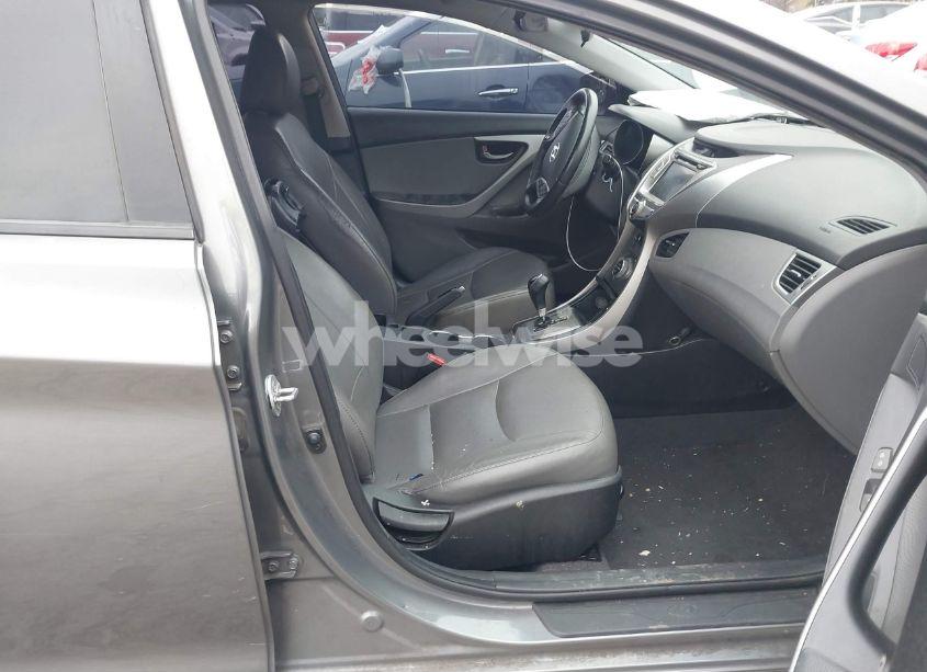 Photo 5 of 2013 Hyundai Elantra LIMITED (VIN 5NPDH4AE7DH237511)