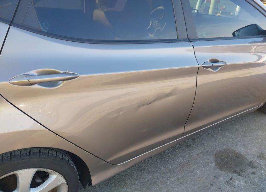 Photo 13 of 2013 Hyundai Elantra LIMITED (VIN 5NPDH4AE7DH239386)